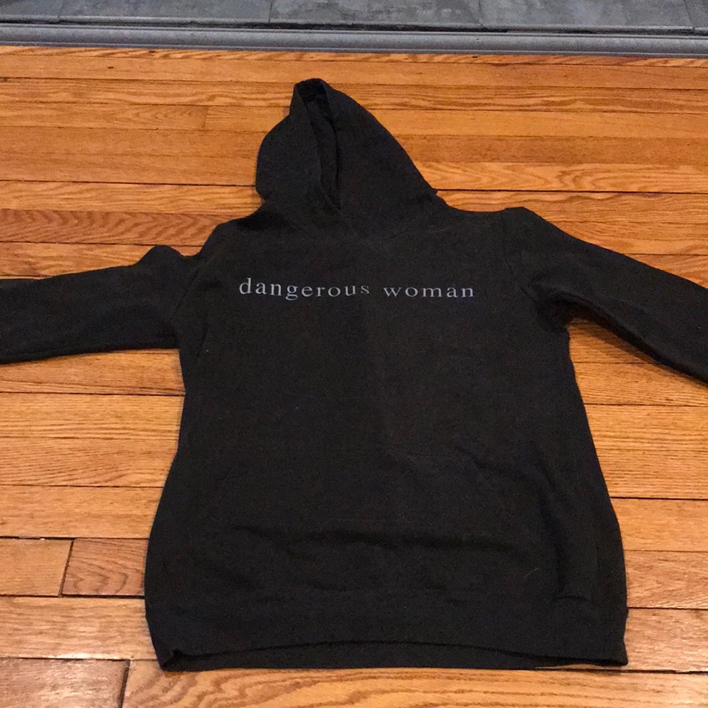 Ariana Grande sweatshirt